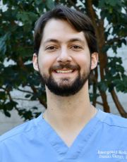 Headshot of Daniel Carter